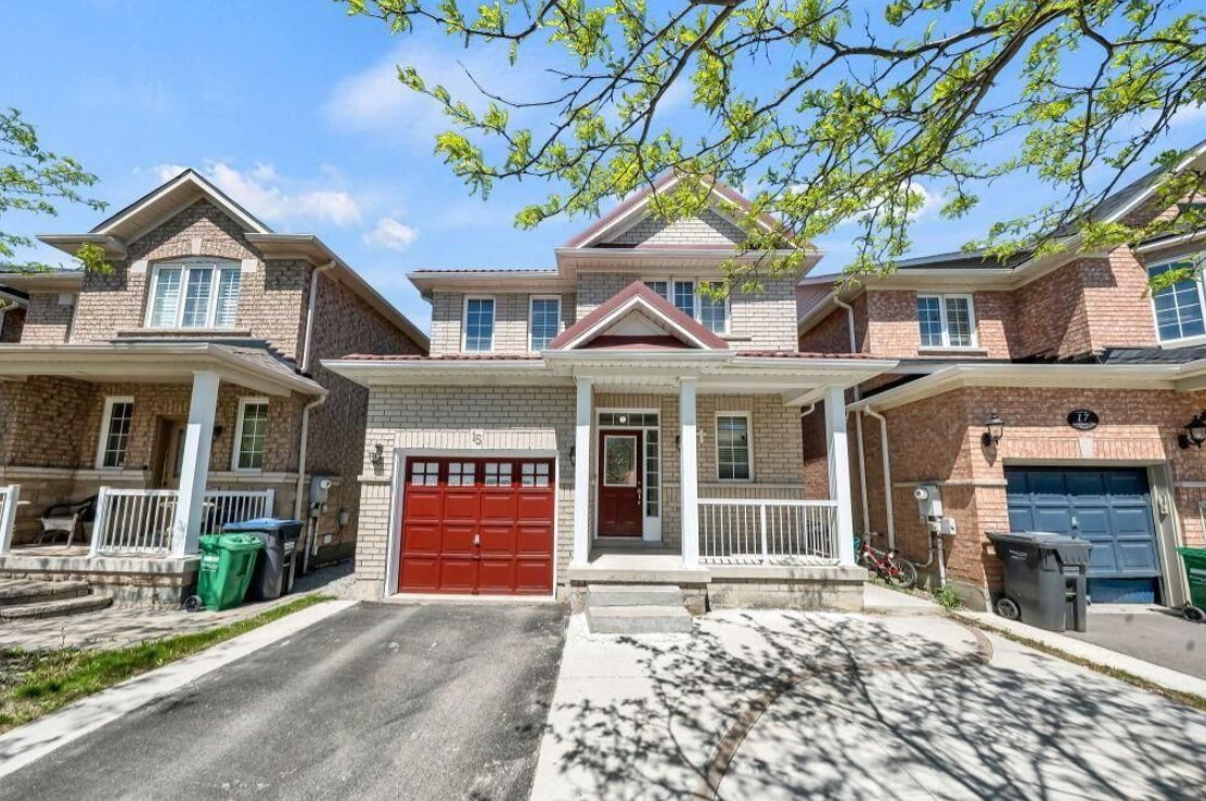 Detached home on Lockburn Crescent, Brampton
